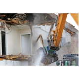 demolição de casa Piedade